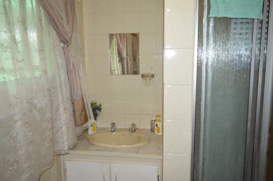 5 Bedroom Property for Sale in Stilfontein Ext 4 North West